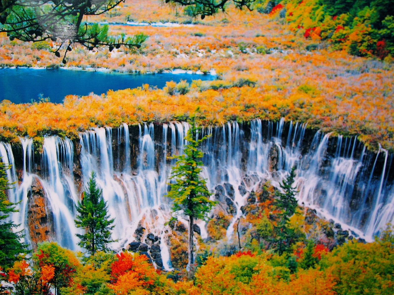 Exploring the Scenic Jiuzhaigou Valley in China | The BackPackers