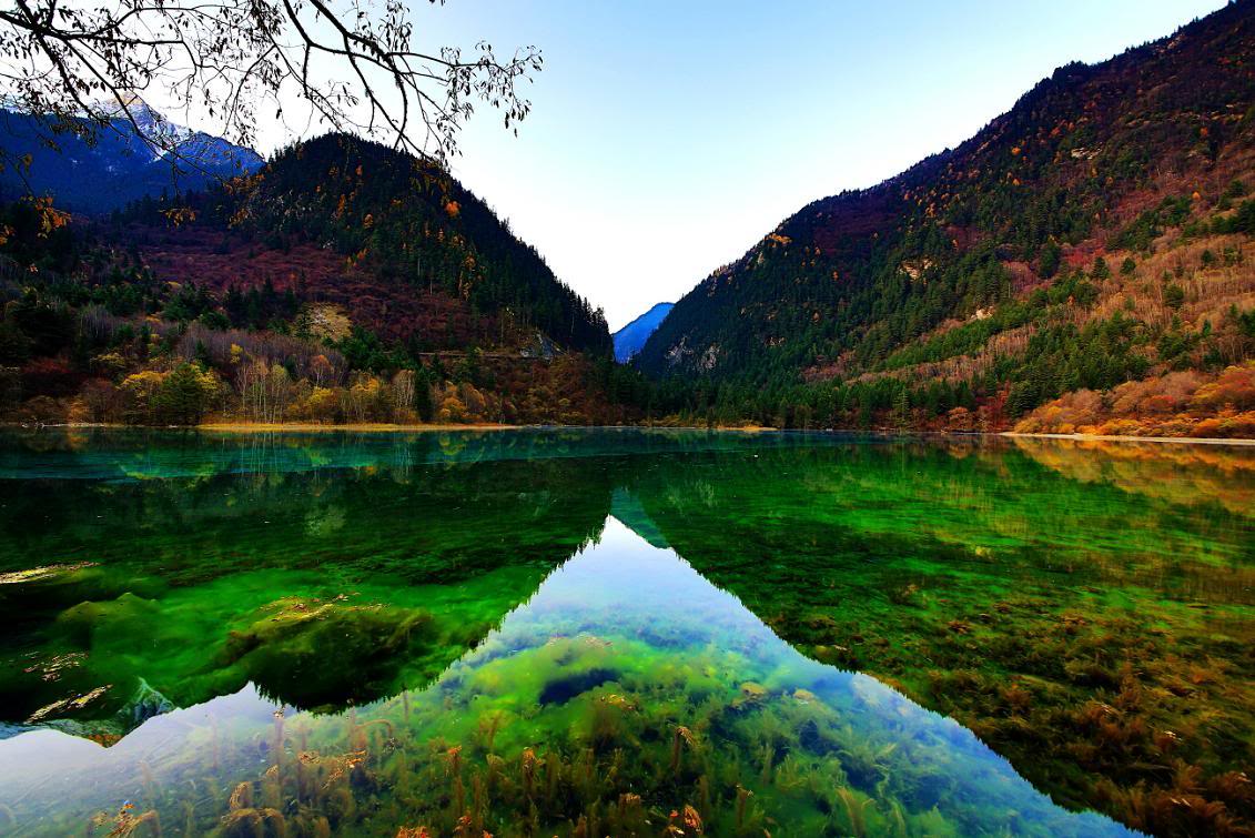 Exploring the Scenic Jiuzhaigou Valley in China | The BackPackers